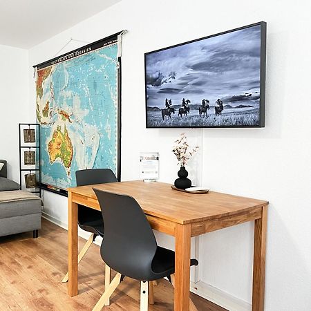 Modern Room With Netflix In 포르타웨스트팔리카 외부 사진